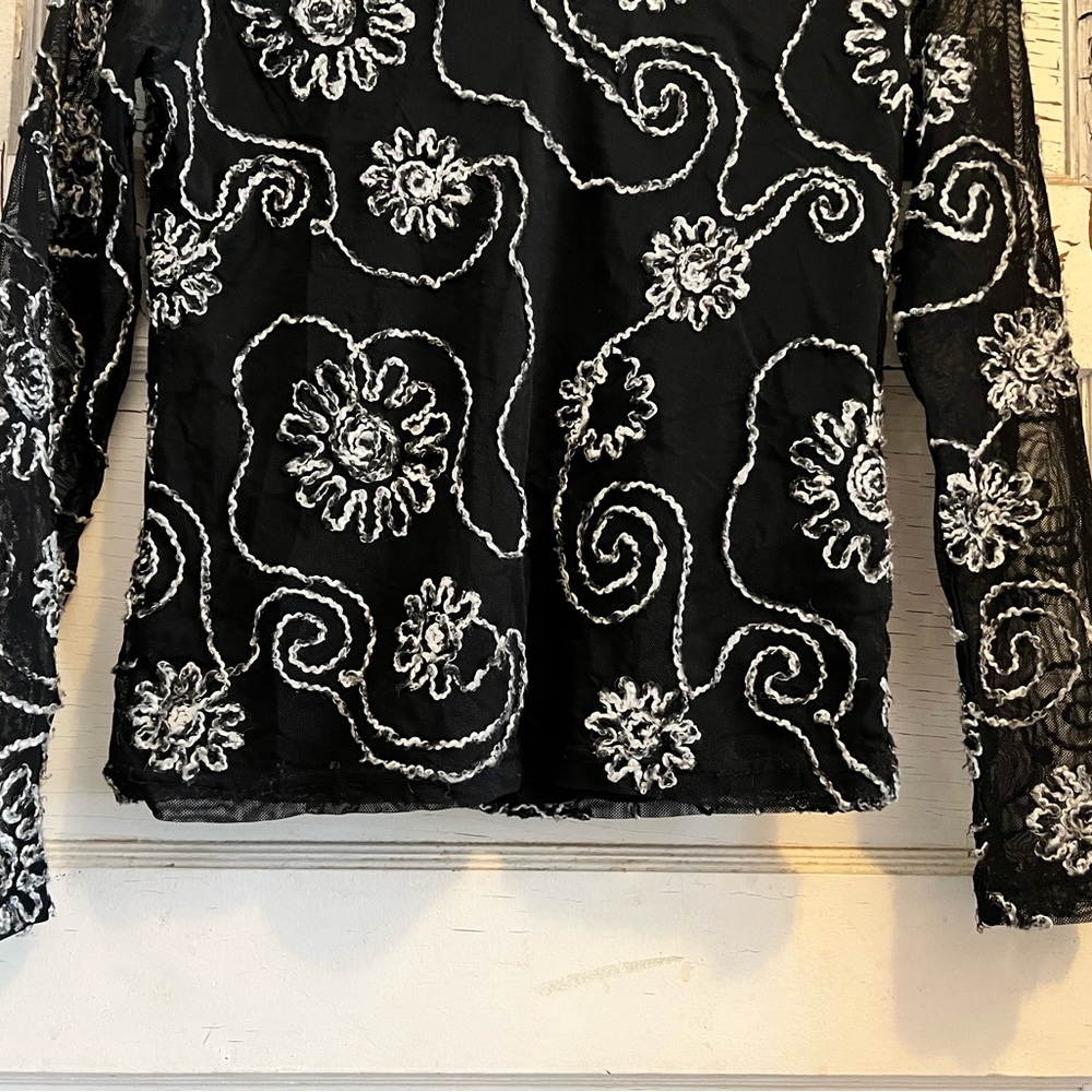 Script Long Sleeve Top - Picture 4 of 5